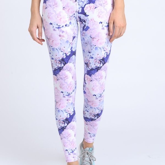 🍁🍁🍁 ☝️ LEFT!!! NWT Purple Floral Leggings - Picture 2 of 4